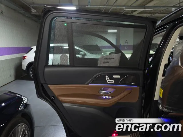 Mercedes-Benz GLS-Class 2025 — фото 12