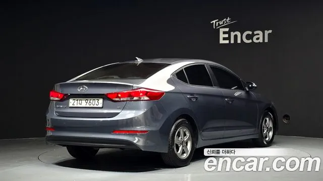 Hyundai AVANTE 2018 — фото 2