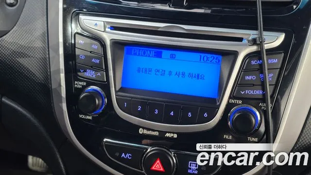 Hyundai Accent 2012 — фото 15