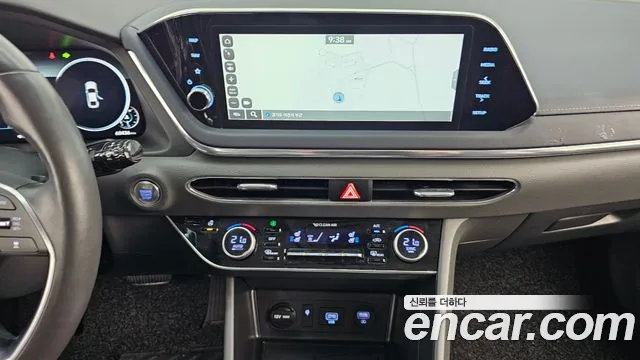Hyundai Sonata 2022 — фото 18
