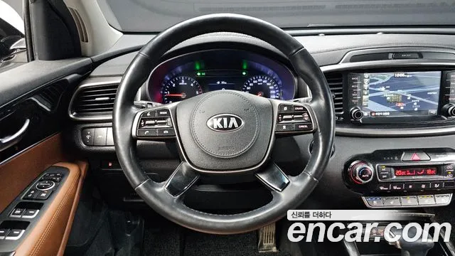 Kia Sorento 2019 — фото 18