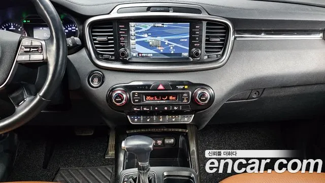 Kia Sorento 2019 — фото 19