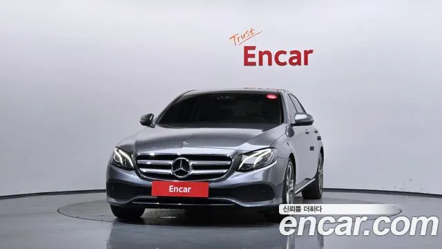 Mercedes-Benz E-Class 2019 — фото 3
