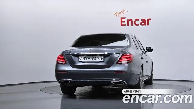 Mercedes-Benz E-Class 2019 — фото 4