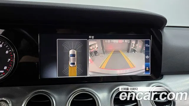 Mercedes-Benz E-Class 2019 — фото 14