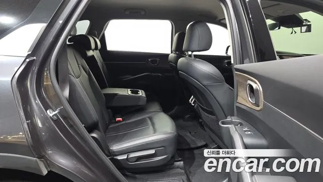 Kia Sorento 2021 — фото 12