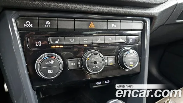 Volkswagen T-Roc 2021 — фото 17