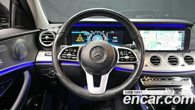 Mercedes-Benz E-Class 2019 — фото 18