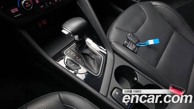 Kia Niro 2018 — фото 12