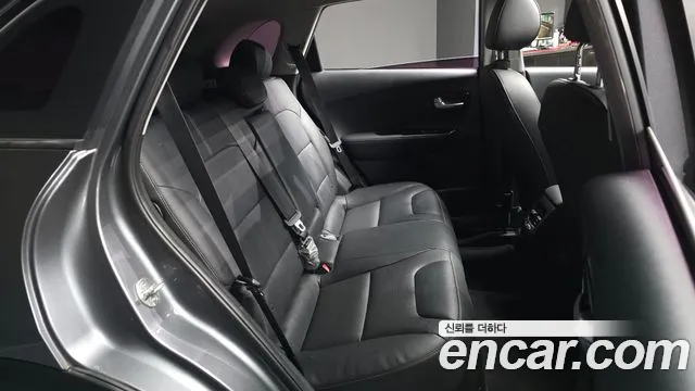 Kia Niro 2018 — фото 18
