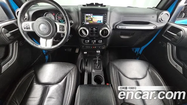 Jeep Wrangler 2017 — фото 10