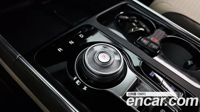 Kia Canival 2024 — фото 12