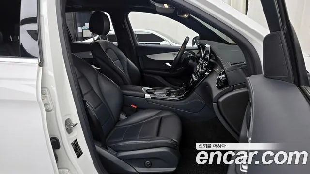 Mercedes-Benz GLC-Class 2021 — фото 16