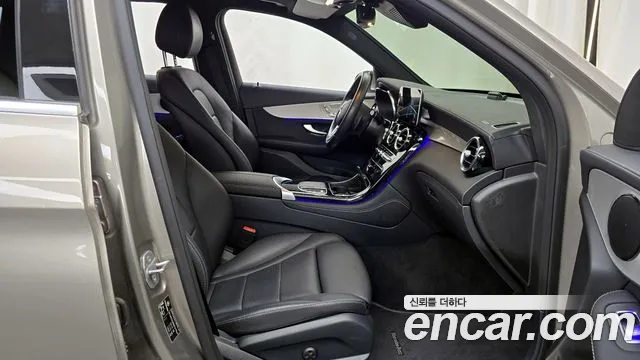 Mercedes-Benz GLC-Class 2021 — фото 11