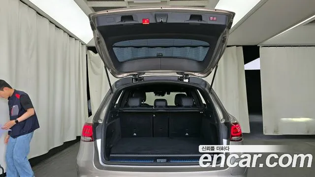 Mercedes-Benz GLC-Class 2021 — фото 20