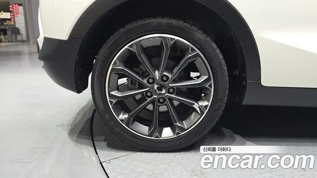 KG_Mobility_Ssangyong TIBOLI 2018 — фото 5