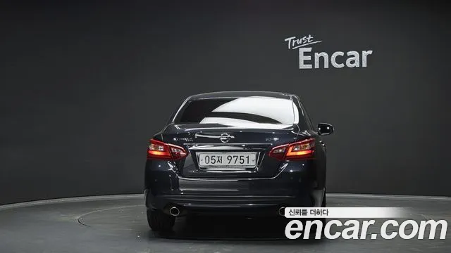 Nissan Altima 2018 — фото 4