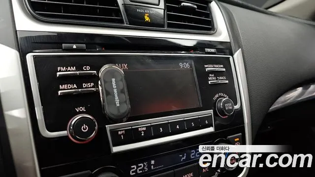Nissan Altima 2018 — фото 13