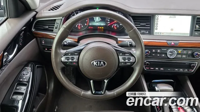 Kia K7 2017 — фото 13