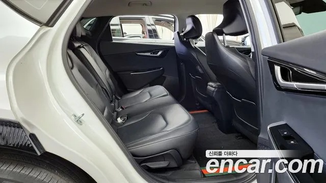 Kia EV6 2022 — фото 18