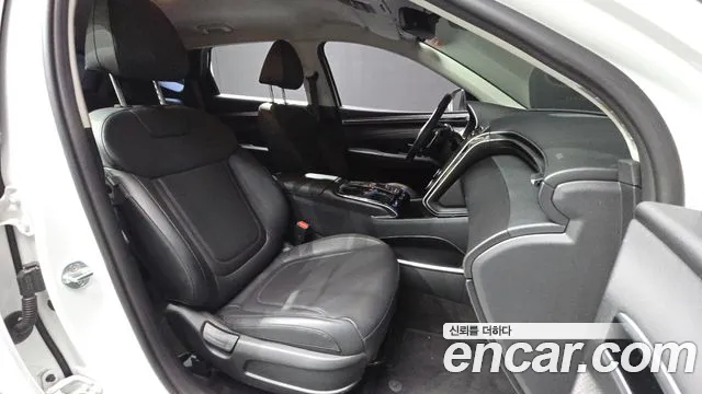 Hyundai Tucson 2021 — фото 11