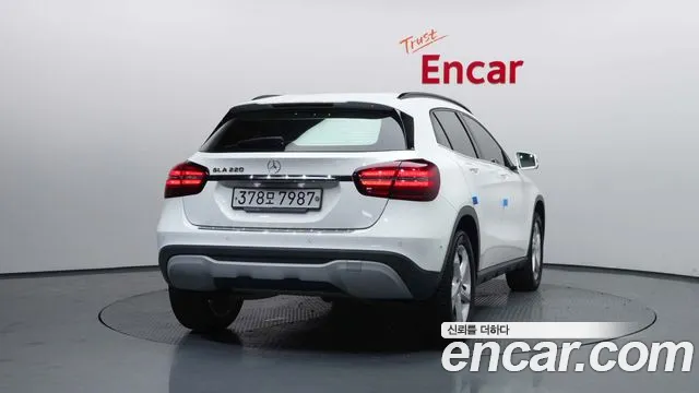 Mercedes-Benz GLA-Class 2019 — фото 4
