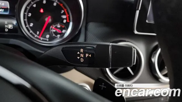 Mercedes-Benz GLA-Class 2019 — фото 12
