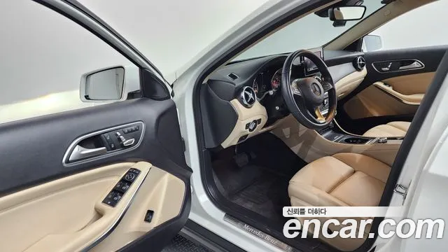 Mercedes-Benz GLA-Class 2019 — фото 13