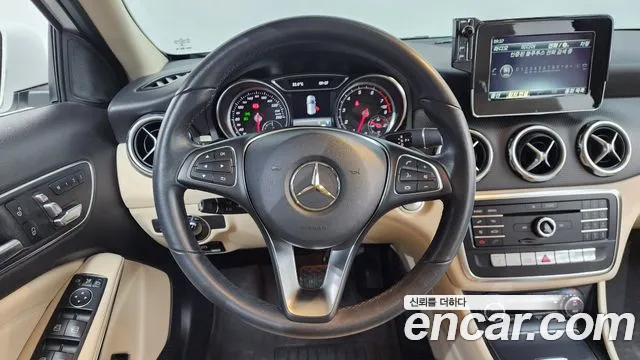 Mercedes-Benz GLA-Class 2019 — фото 19