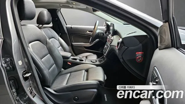 Mercedes-Benz GLA-Class 2017 — фото 17
