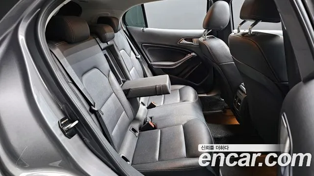 Mercedes-Benz GLA-Class 2017 — фото 18