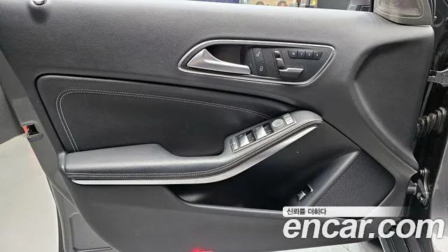Mercedes-Benz GLA-Class 2017 — фото 14