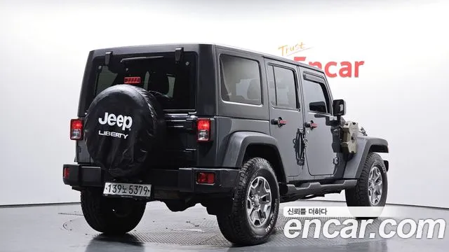 Jeep Wrangler 2016 — фото 1