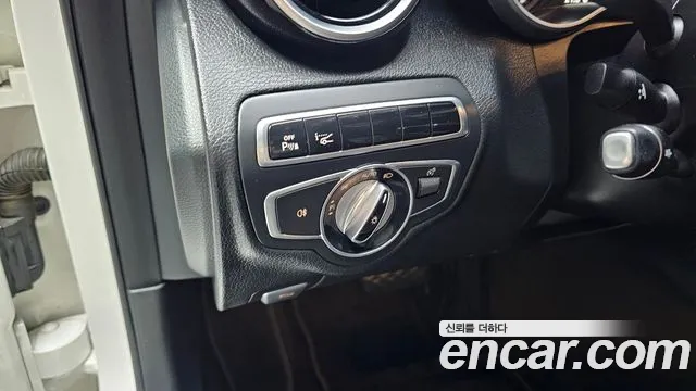 Mercedes-Benz C-Class 2015 — фото 17