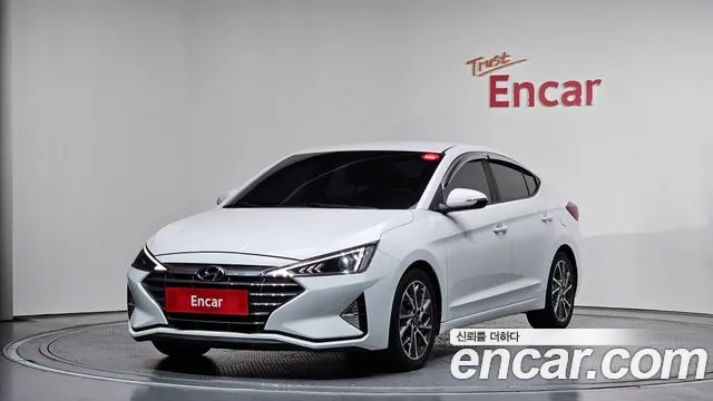 Hyundai AVANTE 2020 — фото 1