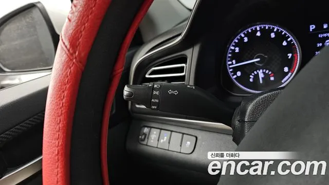 Hyundai AVANTE 2020 — фото 19