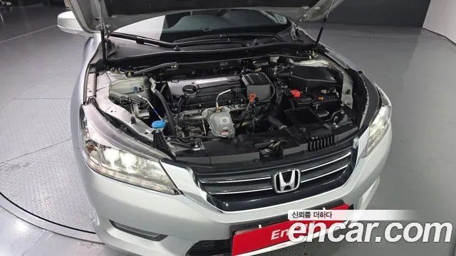 Honda Accord 2015 — фото 6