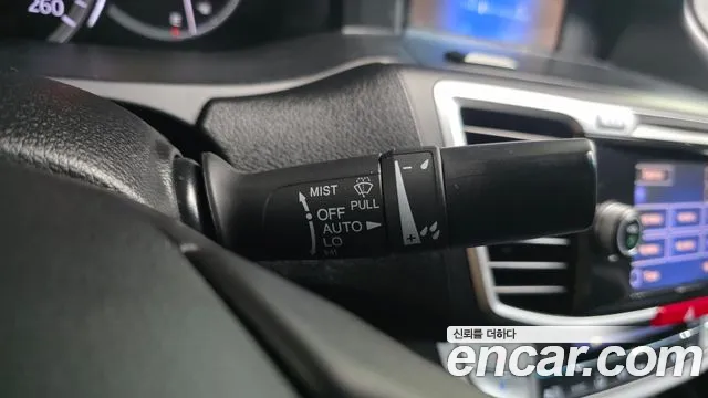 Honda Accord 2015 — фото 18
