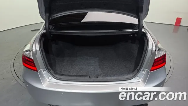 Honda Accord 2015 — фото 20