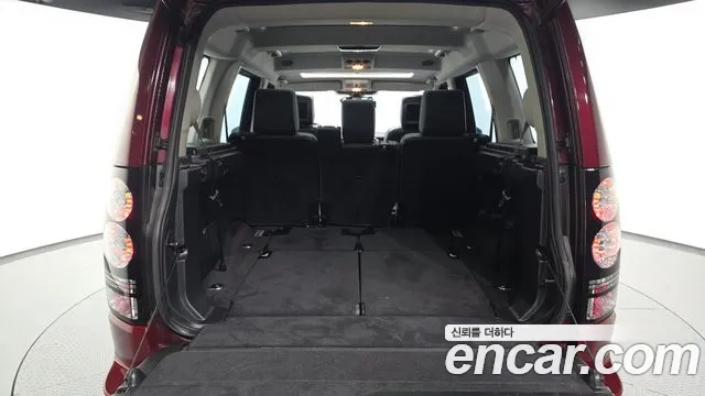 Land Rover Discovery 2016 — фото 20
