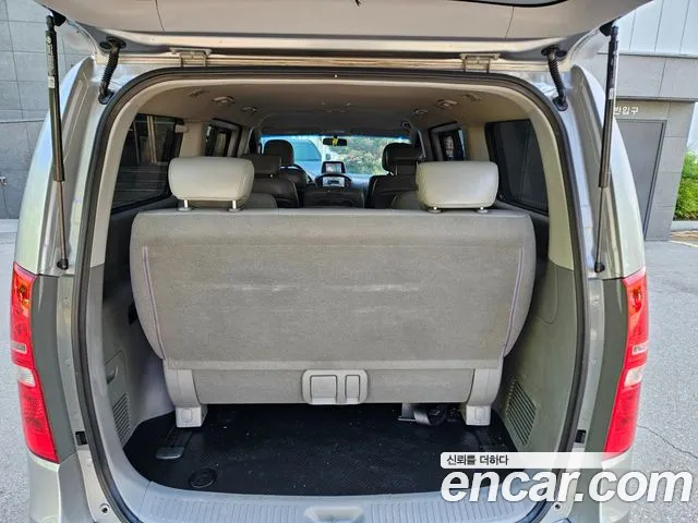 Hyundai Starex 2016 — фото 14