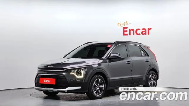 Kia Niro 2022 — фото 1