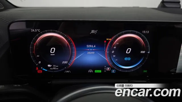 Mercedes-Benz EQA 2023 — фото 11