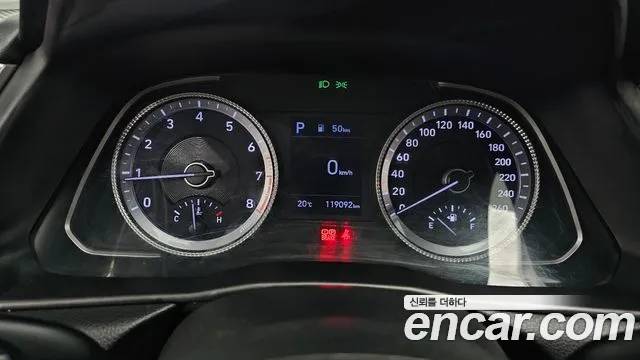 Hyundai Sonata 2020 — фото 11