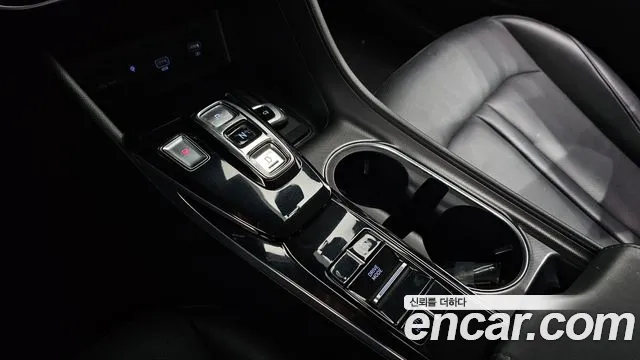 Hyundai Sonata 2020 — фото 12