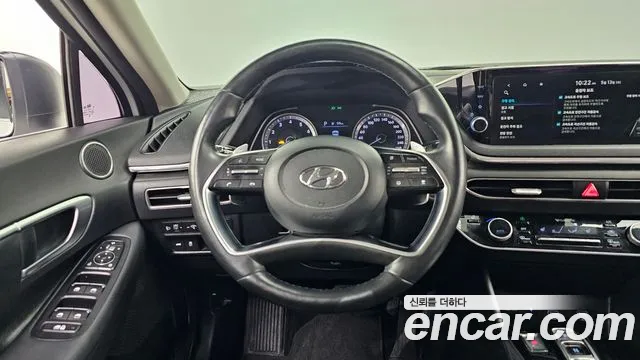Hyundai Sonata 2020 — фото 18