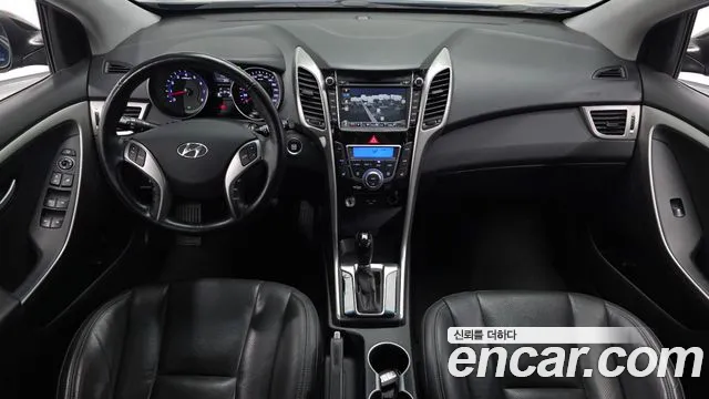 Hyundai i30 2015 — фото 10