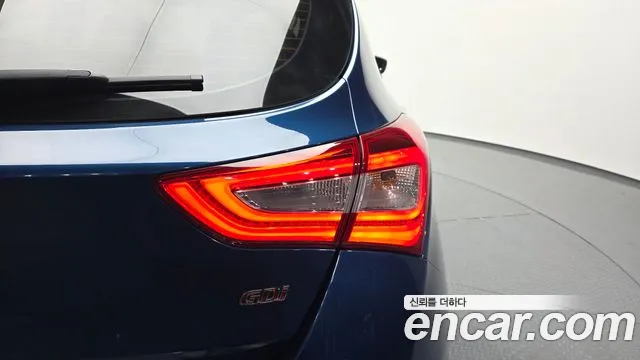Hyundai i30 2015 — фото 9