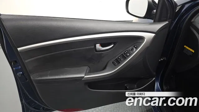 Hyundai i30 2015 — фото 14