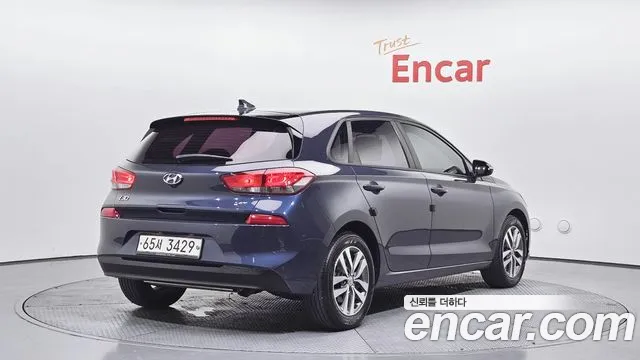 Hyundai i30 2018 — фото 2